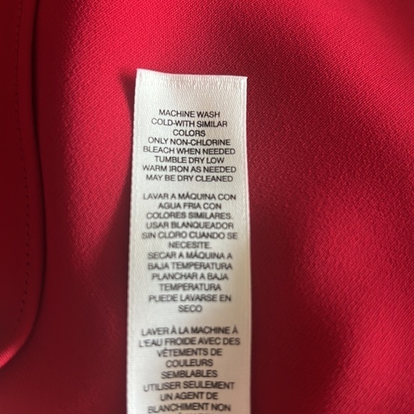 Beautiful Red Chico’s Blouse - Never Worn - Chico’s Size 1 / Medium - Picture 8 of 8